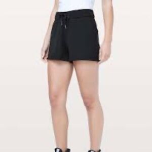 Lululemon On The Fly Short - 2.5"